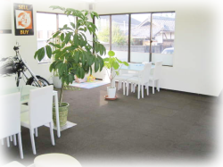 カーチェンジA1泉佐野店 商談ルーム